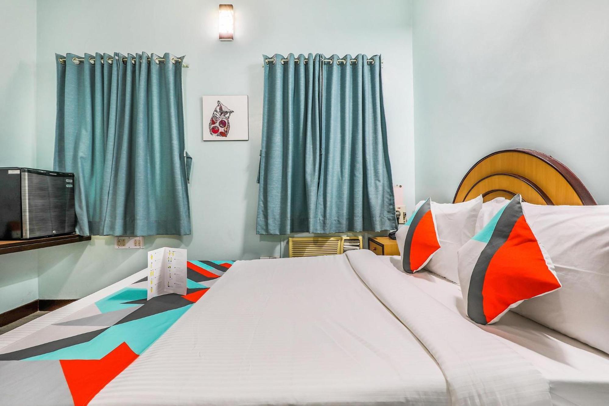 Fabexpress Santhi Inn - 500 Meters From Promenade Beach Pondicherry Exterior photo